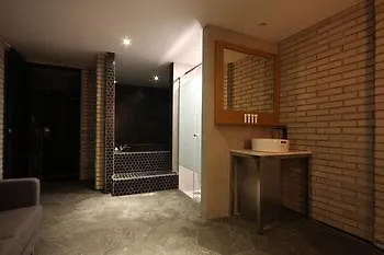 Hotel The Lua Busan Motel