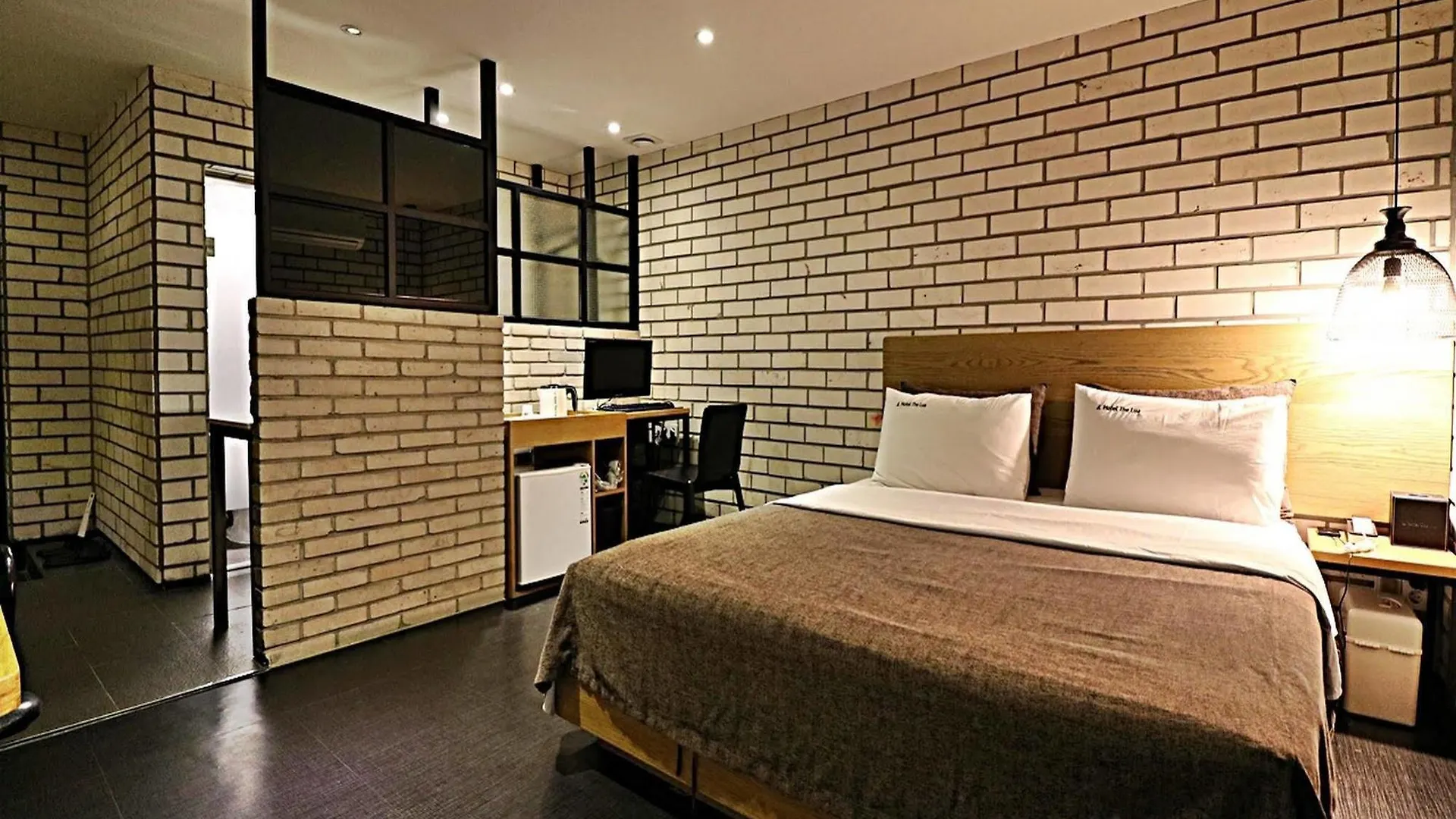 Hotel The Lua Busan Motel