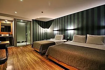 Мотель Hotel The Lua Пусан